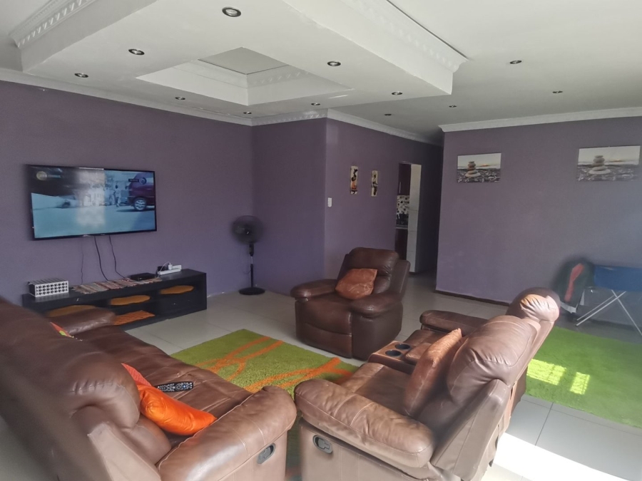 3 Bedroom Property for Sale in Kwadwesi Eastern Cape